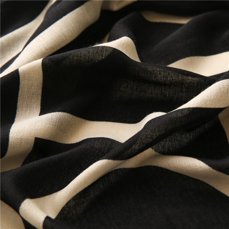 Spain Luxury Brand Black Beige - Tippet Line review and price