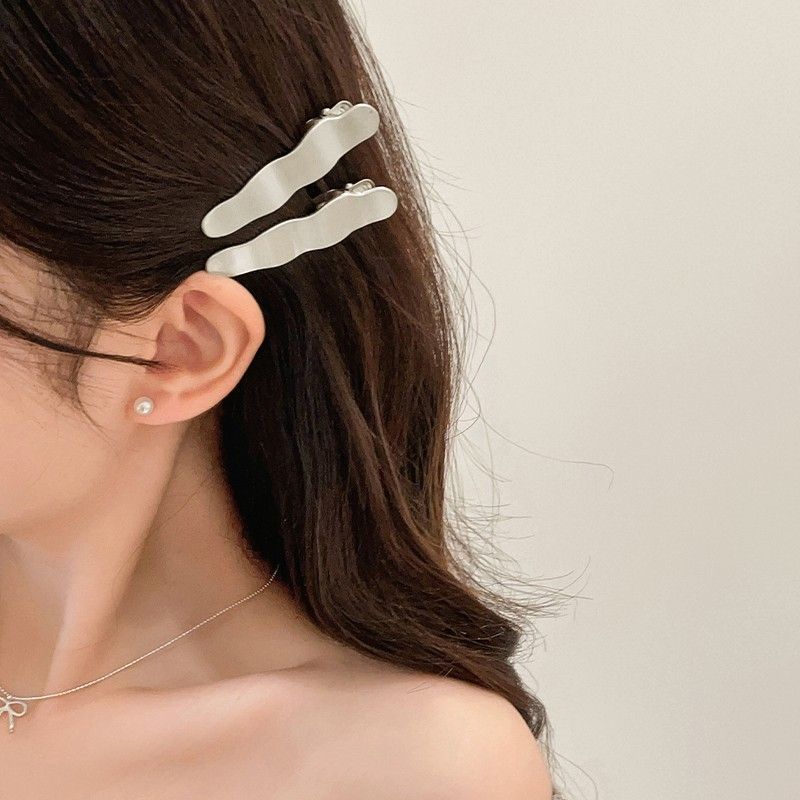 Matte or Glossy Silver Hair Cl - Tippet Line review and price